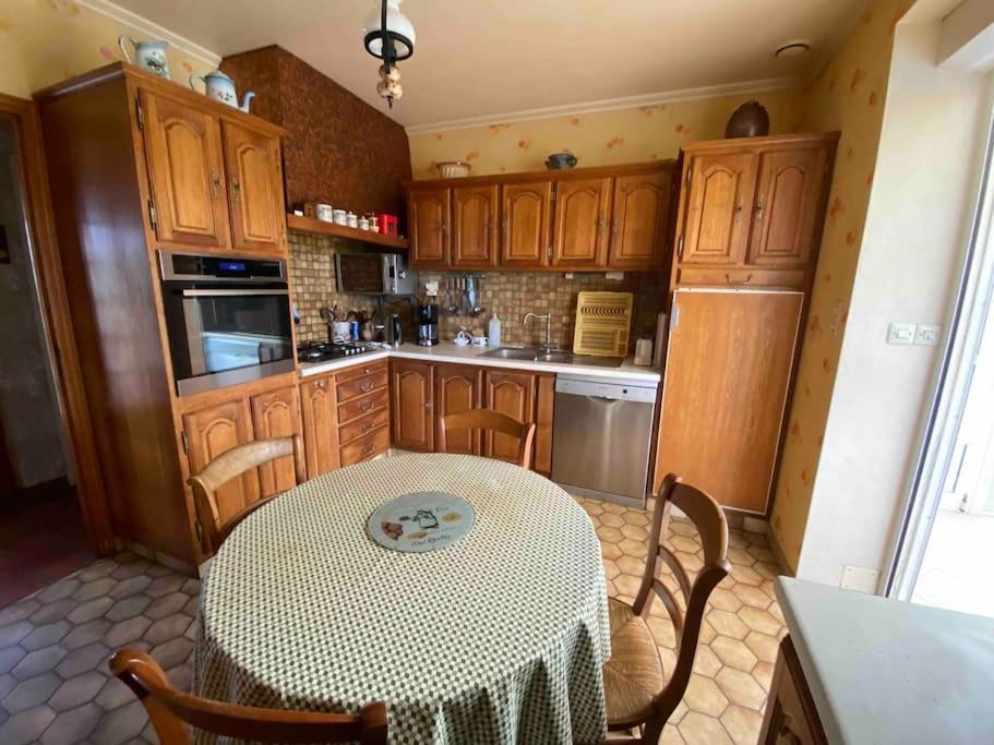 Grande Maison De Campagne Lantic Exterior photo